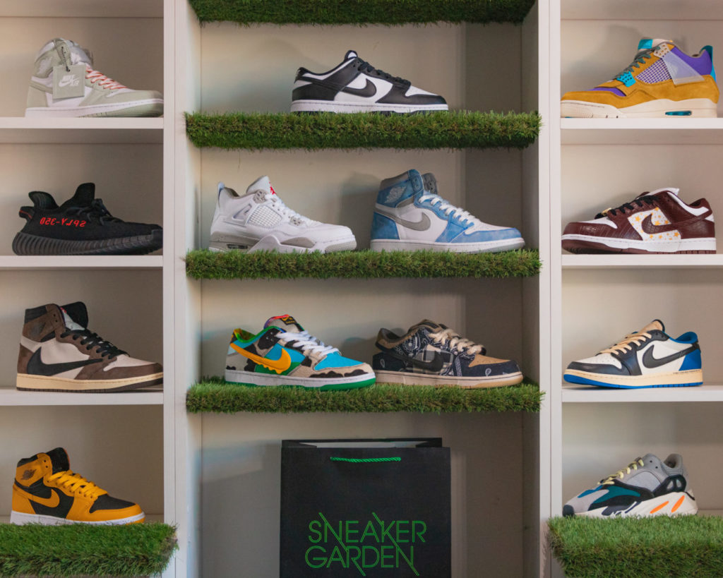 Sneaker Flower Garden main image 1