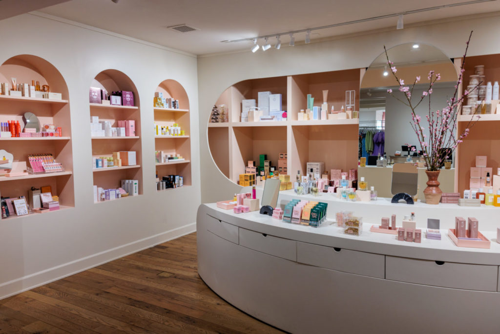 Revolve Social Club Retail Pop-Up Space