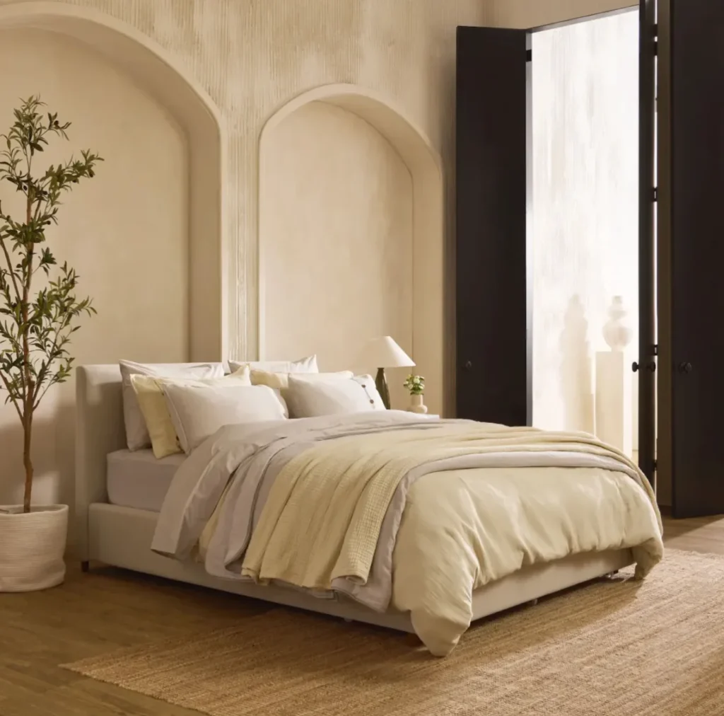Silk & Snow Bedding LA Sample Sale